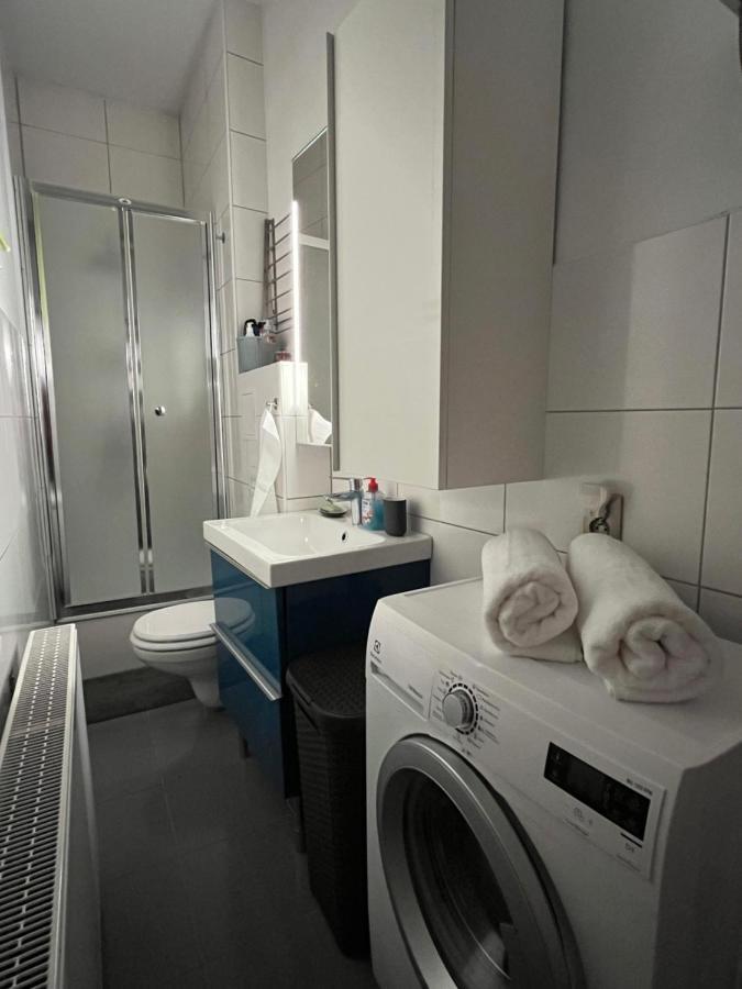 Sloneczny Apartament Centrum Poznania Klimatyzacja Wi-Fi Tv Zmywarka Pralka Piekarnik Екстер'єр фото